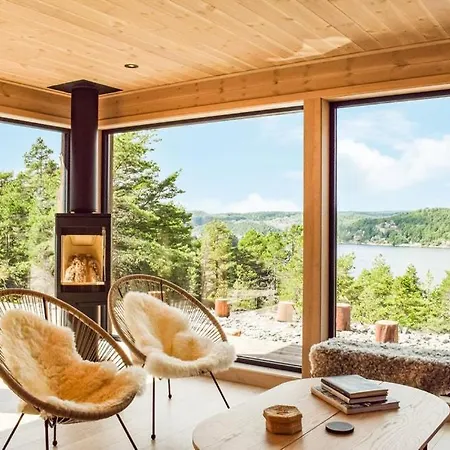 With Panoramic View Of Sandnesfjorden * Risor
